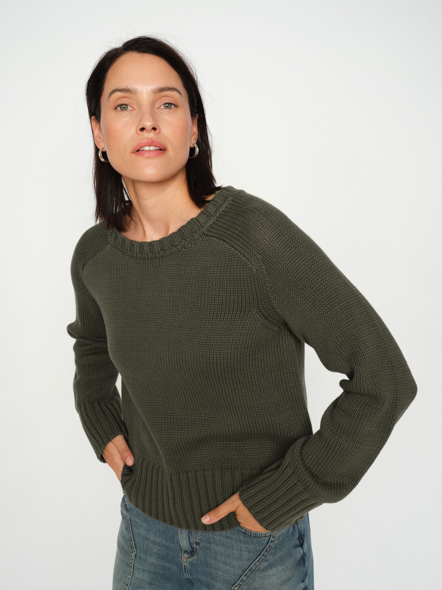 Modelshot / Olive Night / Detail